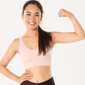 img-title Rahasia Turunkan Berat Badan Buat Perempuan Usia 45 Tahun ke Atas, Ternyata Cukup Lakukan Diet Ini!