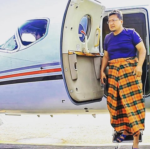 Yalangoch qishloq ayollari sikishadi Xosh, eshaklarning fotosuratlari