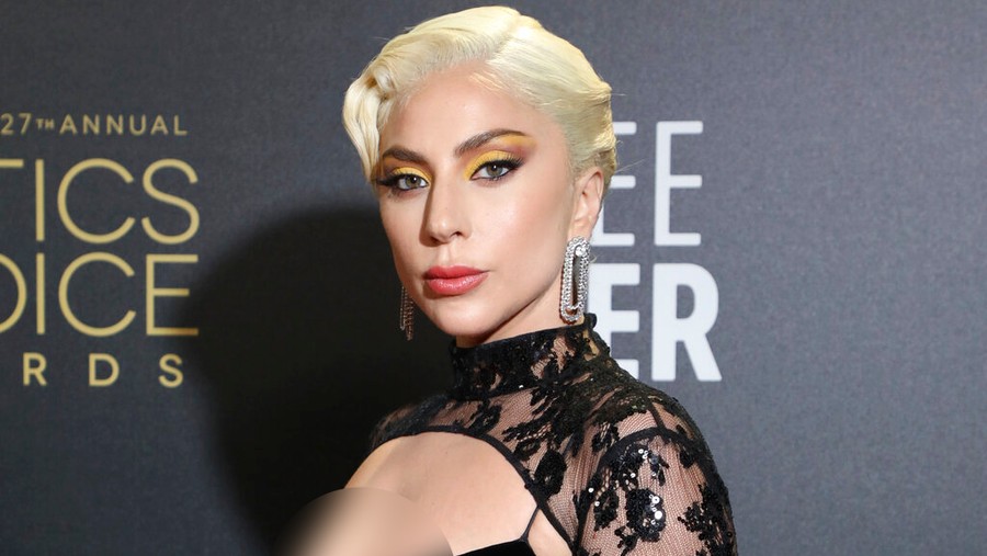 Lady Gaga di Critics Choice Awards 2022
