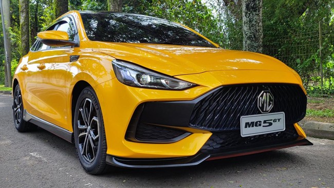 MG 5 GT, sedan paling sporty dari MG untuk pertama kalinya bisa dieksplorasi oleh publik dan siap diajak berkompetisi mulai 2022.