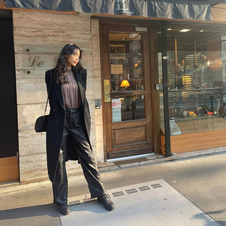 <p>Nafa Salvana direkrut oleh agensi Who Knows Models ketika sedang makan di sebuah warung pecel lele. Nafa bercerita, kala itu ia hanya tampil sederhana dengan memakai t-shirt dan celana jeans, Bunda.(Foto: Instagram @nafasalvana)</p>