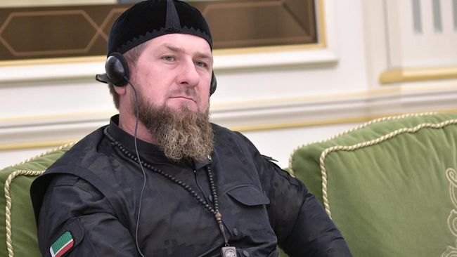Pemimpin Chechen, Ramzan Kadyrov, kesal Rusia kalah di Lyman Ukraina dan menyerang pejabat militer Kremlin yang dinilai tak becus.