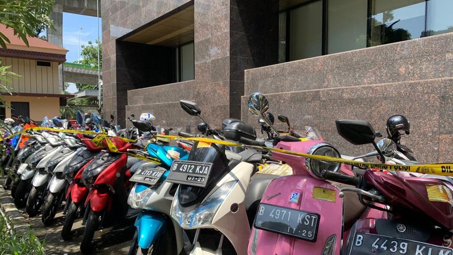 Porsche dan Moge Doni Salmanan yang disita polisi (Mulia-detikcom)