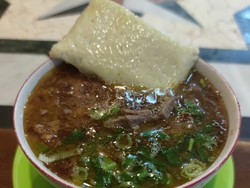 Konro hingga Nasi Goreng Merah Sedap Ada di 4 Restoran Makassar Ini