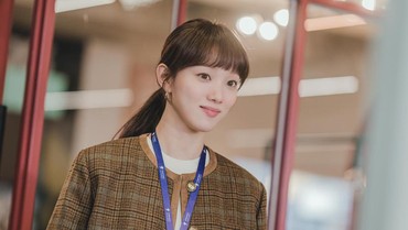 img-title Penampilan Manis Lee Sung Kyung di Drama Korea 'Shooting Star'