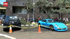 VIDEO: Bareskrim Sita Rumah Dan Kendaraan Mewah Doni Salmanan