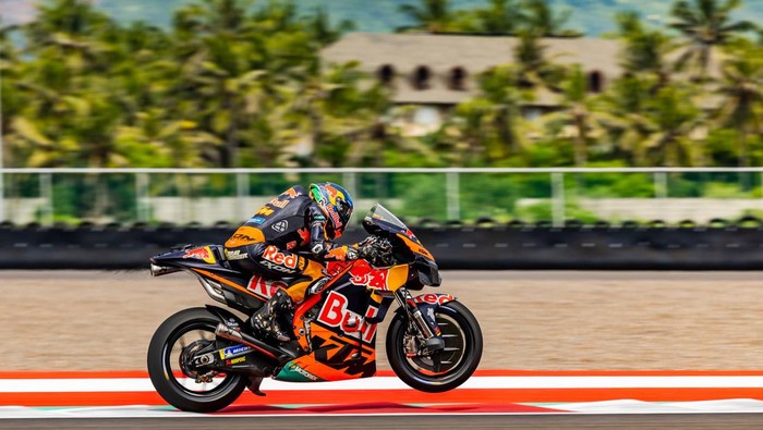 Viral di Medsos, Intip Keindahan Sirkuit Mandalika Jelang MotoGP