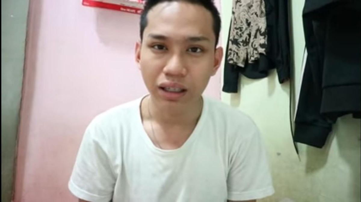 Sebelum kaya mendadak dan terjerat kasus&comma; Indra Kenz pernah ikut audisi kompetisi nyanyi&period; Yuk&comma; intip foto lawasnya&excl;