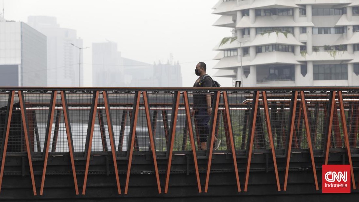 FOTO : Kabut Polusi di DKI Jakarta