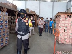 Minyak Goreng Masih Langka, Kapolres Sumedang Cek Gudang Distributor