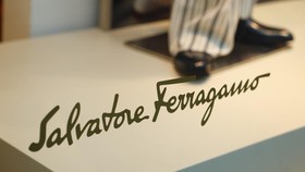 Desainer 'Hot' Inggris, Maximilian Davis Bergabung ke Ferragamo