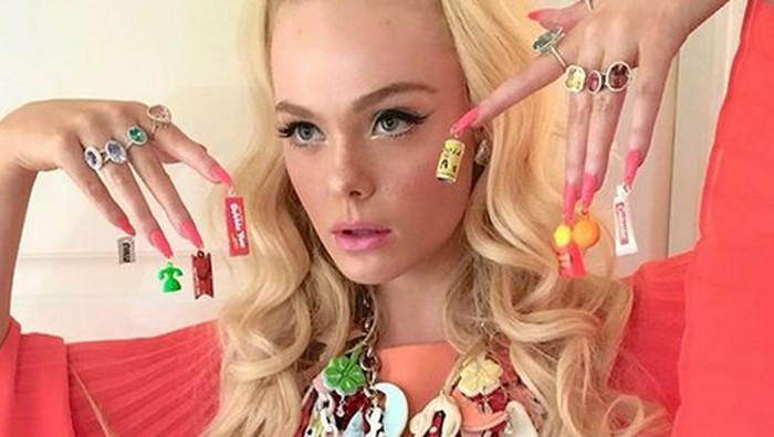 Punya Hobi Nail Art? Kamu Bisa Coba Nail Art Heboh Ala Selebriti Berikut Ini