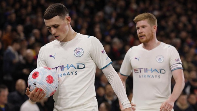 Manchester City gagal menjauh dari Liverpool setelah diimbangi Crystal Palace 0-0 pada pekan ke-29 Liga Inggris, Selasa (15/3) dini hari WIB.