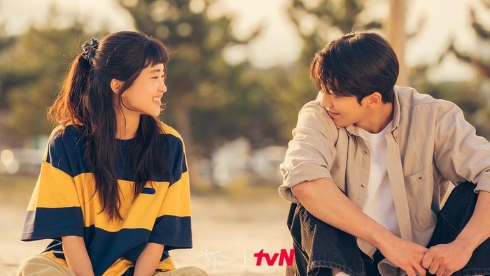 Drakor Twenty-Five Twenty-One Menuai Kritikan Meski Raih Rating Tinggi, Ada Apa?