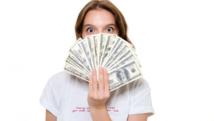 Anak Muda Perlu Tahu, Kamu Nggak Akan Cepat Kaya Jika Masih Melakukan 4 Kebiasaan Ini