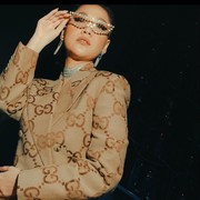 Gaya Nyentrik dan Modis Bunga Citra Lestari Saat Jadi Juri X Factor Indonesia