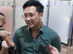 Chris Ryan Cerita Awal Mula Terjebak Investasi Bodong Fahrenheit-Rugi 30 M