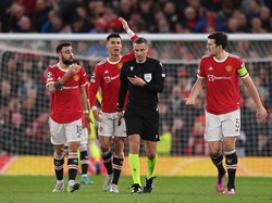 Lineker Vs Neville soal Bintang MU Jalan-jalan