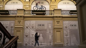 Iklan Dior Bikin Geram Netizen, Disebut Diskriminasi Orang Asia