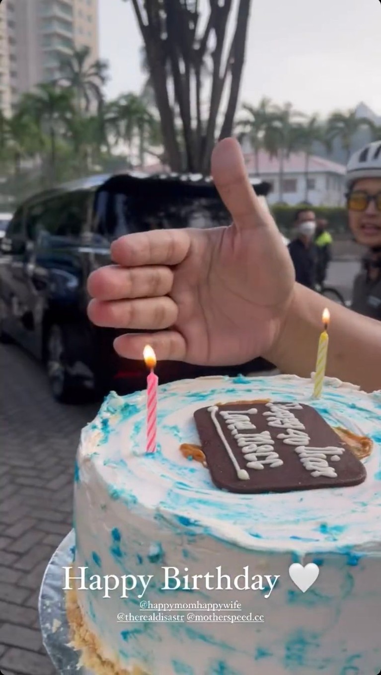 Dian Sastrowardoyo Dian Sastrowardoyo