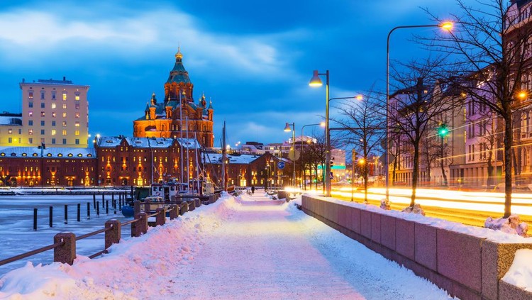 Finlandia Winter scenery of the Old Town in Helsinki, Finland