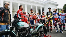 Apa yang Dibicarakan Jokowi dengan Rider MotoGP?