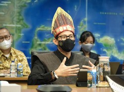 30% Lulusan Poltekpar Buka Usaha dan Lapangan Kerja, Sandiaga Salut!