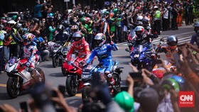 Pembalap MotoGP Ikut Pawai di Mataram Jelang GP Mandalika