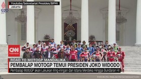 VIDEO: Pembalap Moto GP Berfoto Bersama dengan Presiden Jokowi