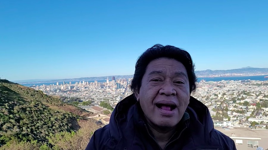 Pendeta bernama Saifuddin Ibrahim atau Abraham Ben Moses kembali bikin heboh karena meminta Menag Yaqut Cholil Qoumas menghapus 300 ayat Al-Qur'an. (YouTube Saifuddin Ibrahim)