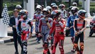 Para pebalap MotoGP melakukan parade dan bertemu dengan presiden Jokowi di Istana Negara Rabu &lpar;16&sol;3&rpar;&period; Yuk&comma; intip momennya&excl;