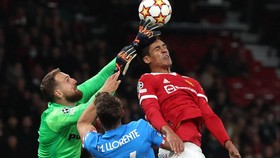 Top 3 Sports: Wedang Jahe Jokowi di Parade MotoGP, Man Utd Kalah