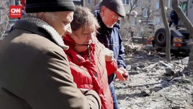 VIDEO: Kepanikan Warga Kharkiv Ukraina saat Jet Rusia Jatuhkan Bom