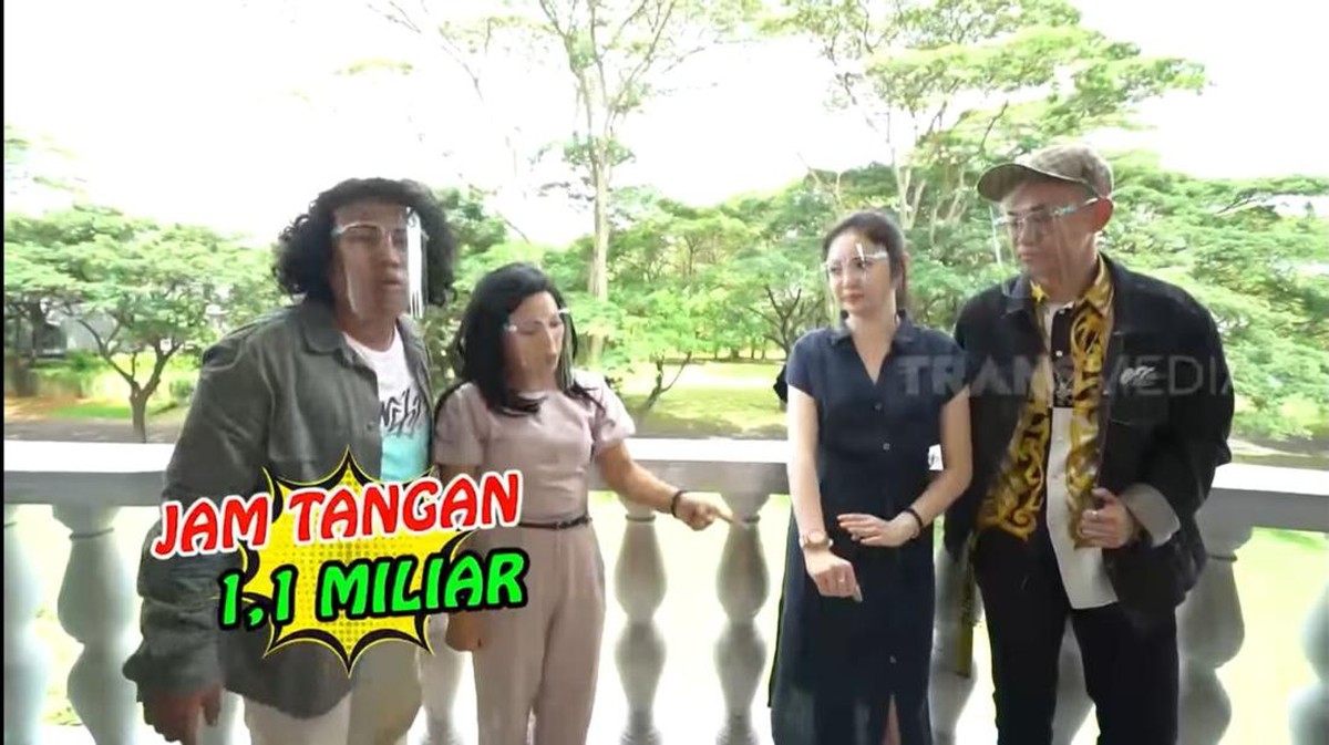 Vanessa Khong&comma; tunangan Indra Kenz tersangka kasus investasi bodong jadi sorotan OOTD senilai Rp1&comma;4 miliar&period; Yuk&comma; intip&excl;