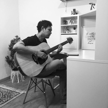 Lirik Lagu Aku Baru - Bondan Prakoso