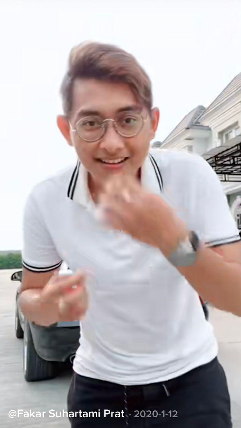 Fakar Suhartami Pratama Fakar Suhartami Pratama