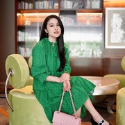 Tampilan Elegan Sandra Dewi dengan Koleksi Tas Mewahnya! Tetap Santun dan Pantas Dibilang Orang Kaya Sesungguhnya