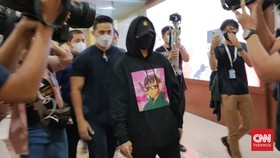 Diperiksa 6,5 Jam, Reza Arap Dicecar soal Saweran Rp1 M Doni Salmanan
