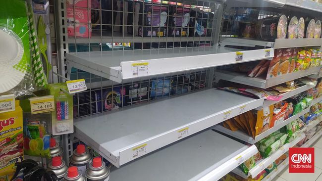 KPPU menemukan satu barang bukti terkait laporan dugaan kartel minyak goreng. Setelah temuan itu mereka menaikkan penegakan hukum ke proses penyelidikan.