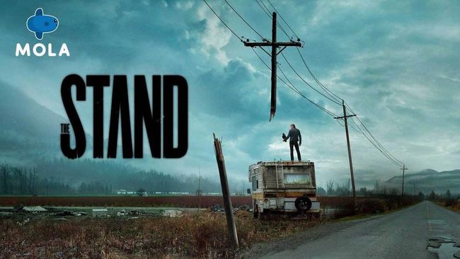 Menyaksikan The Stand pasti akan membuat terhenyak karena mengangkat tentang wabah virus seperti yang dirasakan dunia selama beberapa tahun belakangan.