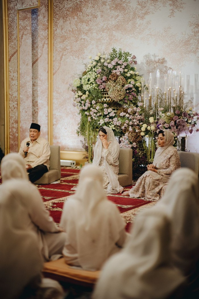 Pengajian jelang pernikahan Putri Tanjung diadakan di kediaman keluarga Chairul Tanjung. (Foto: Dok. Morden.co/Samuel Rustandi)