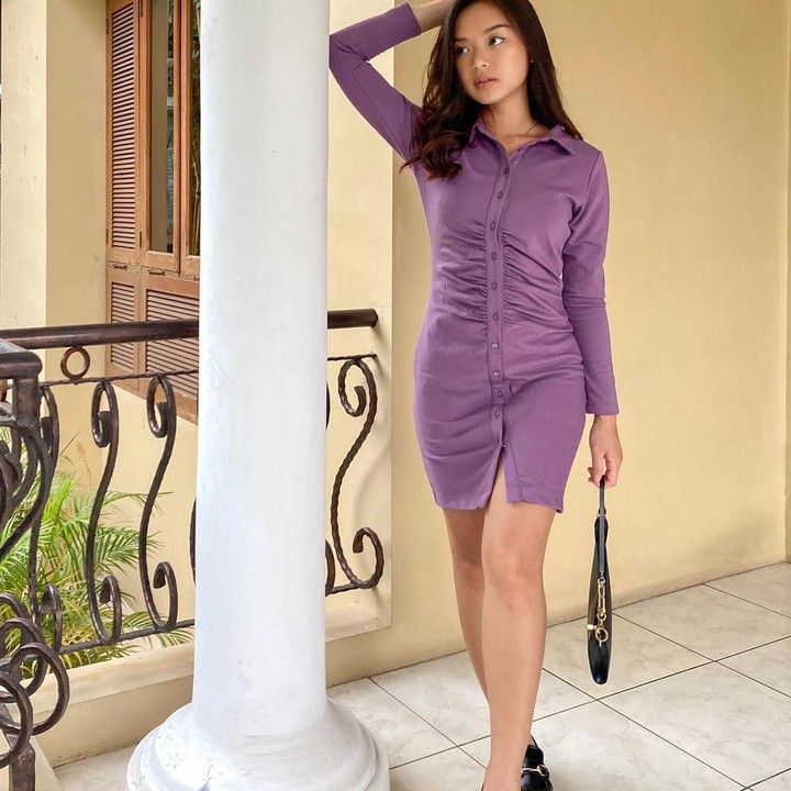 <p>Betharia Sonata dan Willy Dozan menikah pada 1990 dan berpisah pada 2002 silam. Keduanya dikaruniai putri bernama Nabila Rahman. (Foto: Instagram @nabilahrdz)<br /><br /></p>