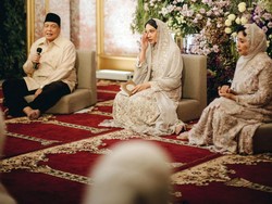 Momen Chairul Tanjung Menangis di Pengajian Jelang Pernikahan Sang Anak