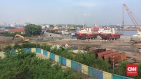 img-title LBH: Pencabutan Izin PT KCN Langkah Kecil, Pemerintah Harus Strategis