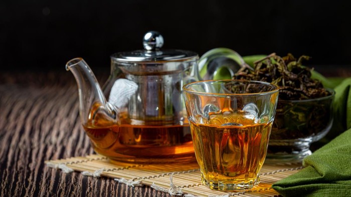 Mengenal 6 Manfaat Teh Oolong untuk Kesehatan, Bisa Bantu Turunkan Berat Badan! Mengenal 6 Manfaat Teh Oolong untuk Kesehatan, Bisa Bantu Turunkan Berat Badan!
