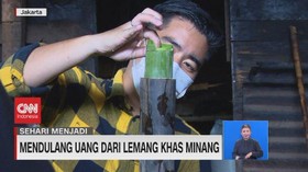 VIDEO: Sehari Menjadi Pembuat Lemang
