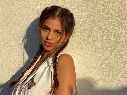 7 Potret Suhana Khan, Putri Shah Rukh Khan yang Diisukan Memerankan Tokoh Ms Marvel