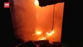 VIDEO: Kondisi Apartemen di Kyiv Usai Dihantam Roket Rusia Kamis Pagi