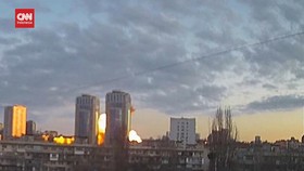 VIDEO: Kengerian Rudal Rusia Hantam Apartemen di Kyiv Ukraina