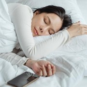 4 Kebiasaan Sebelum Tidur Ini Dipercaya Ampuh Bikin Cepat Langsing, Wah Beneran?